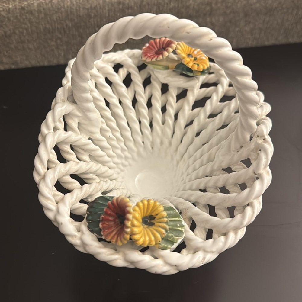 Vintage Porcelain Capodimonte Style White Open Lace Reticulated Rope Basket